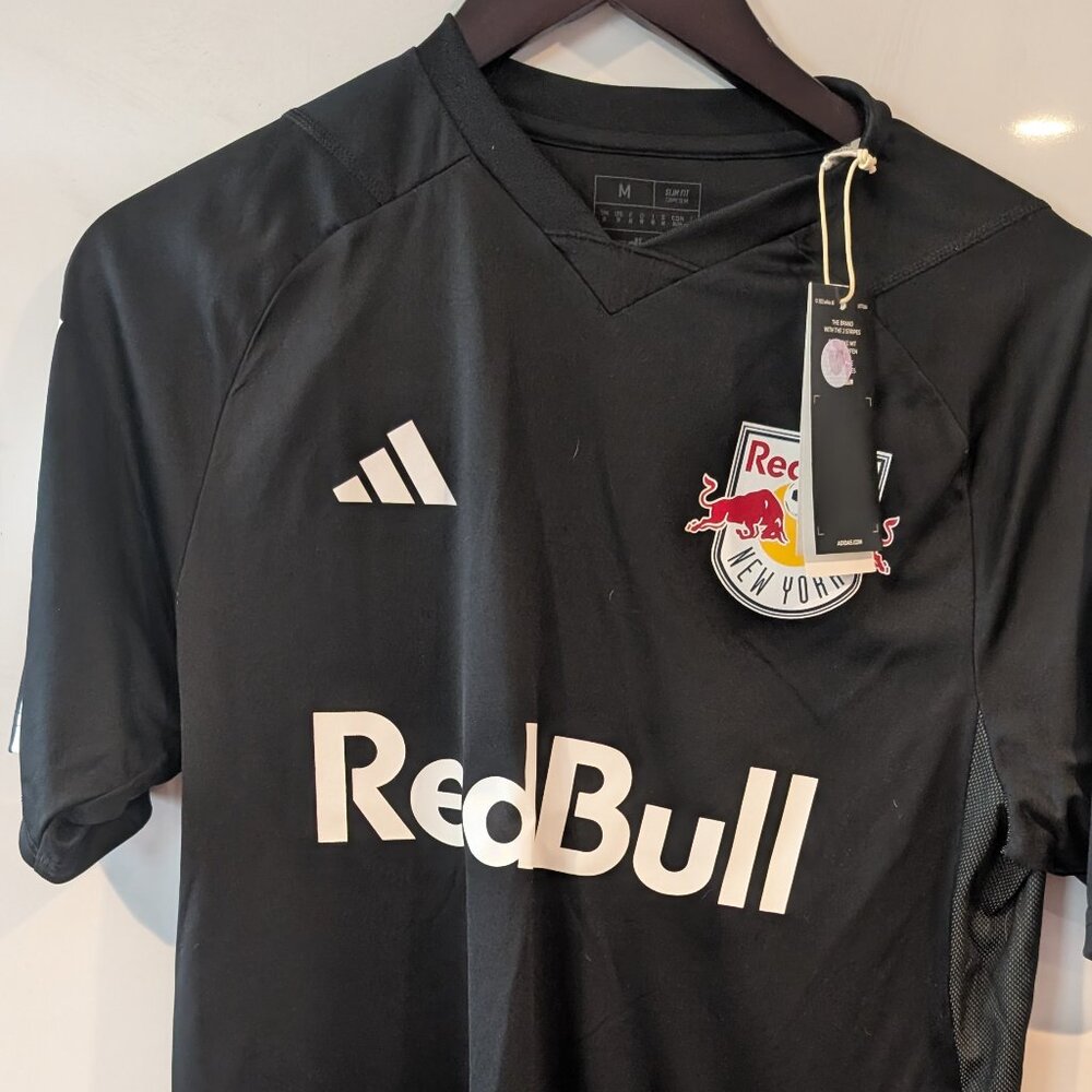 New York Red Bulls - Adidas Black Training Top - NWT - Size medium